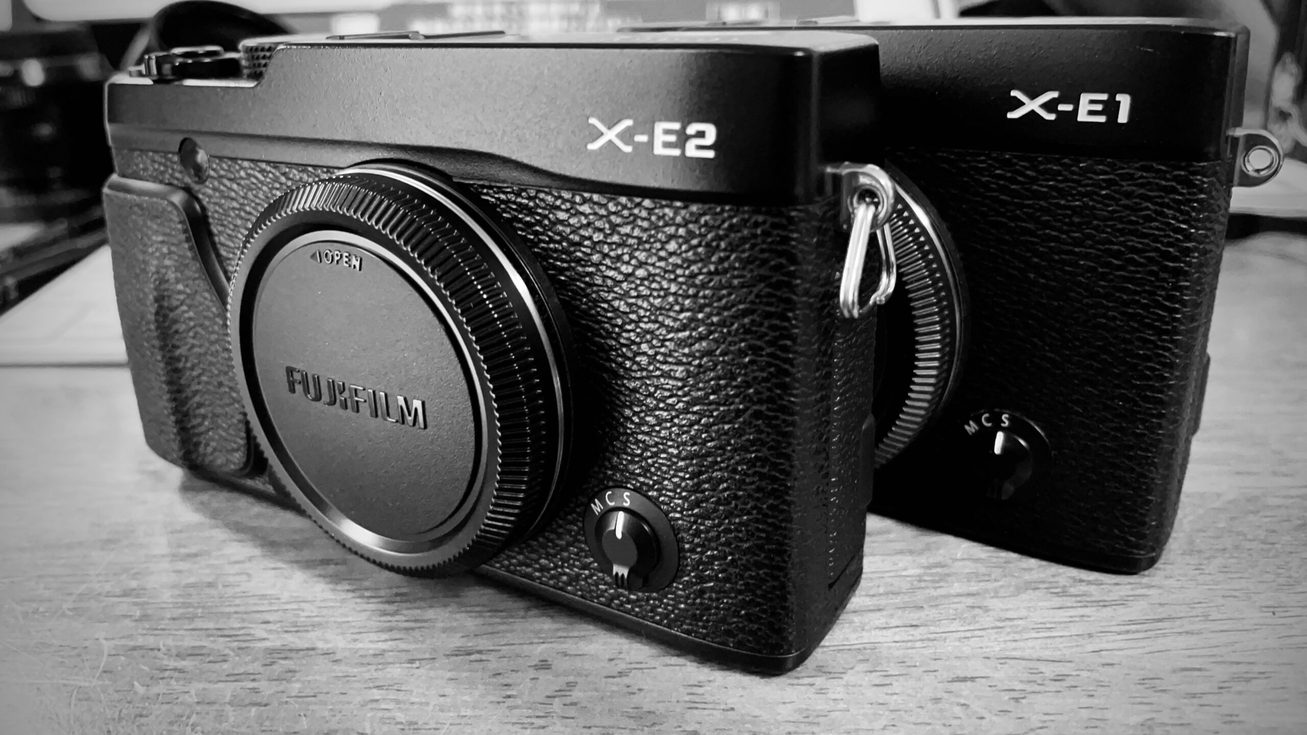 富士フイルム X-E2 日本製です。